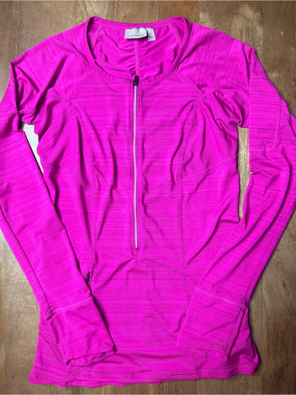 Athleta Vibrant Fuchsia Athletic Top